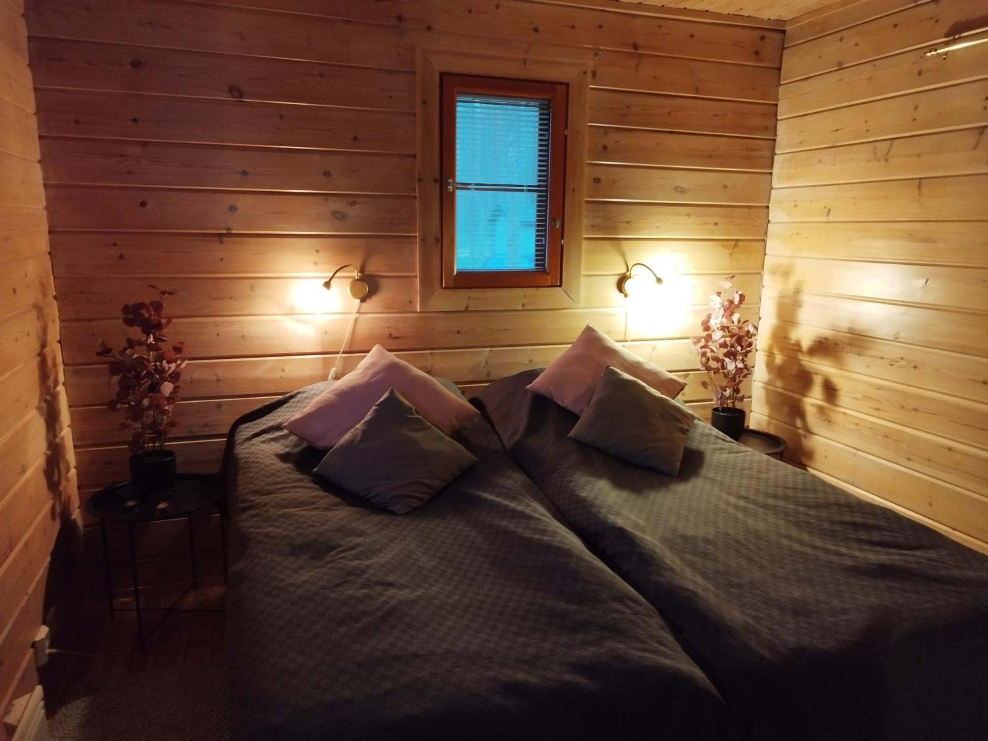Vihreae Helmi Villa Kuusamo Exterior photo